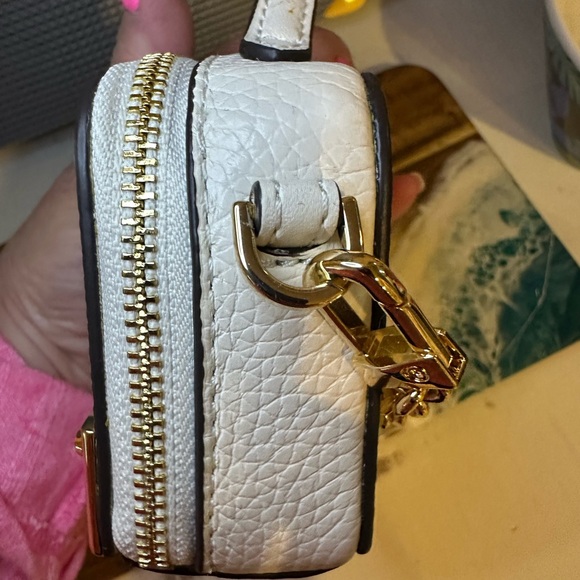 Michael Kors Mini Bag in White with Gold Accents - Picture 7 of 7